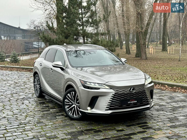 Серый Лексус РХ, объемом двигателя 2.39 л и пробегом 40 тыс. км за 63999 $, фото 146 на Automoto.ua