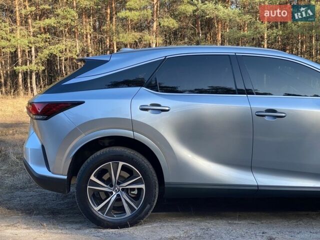 Серый Лексус РХ, объемом двигателя 2.5 л и пробегом 33 тыс. км за 63500 $, фото 14 на Automoto.ua