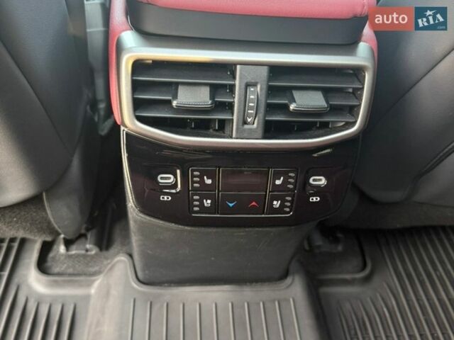 Сірий Лексус РХ, об'ємом двигуна 2.39 л та пробігом 50 тис. км за 76500 $, фото 26 на Automoto.ua