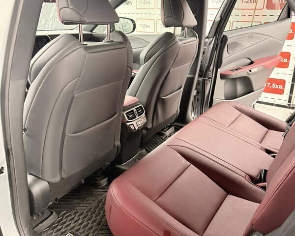 Сірий Лексус РХ, об'ємом двигуна 2.39 л та пробігом 39 тис. км за 56500 $, фото 12 на Automoto.ua