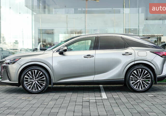 Серый Лексус РХ, объемом двигателя 2.5 л и пробегом 19 тыс. км за 82135 $, фото 2 на Automoto.ua