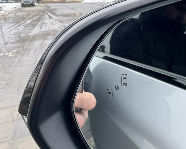 Сірий Лексус РХ, об'ємом двигуна 2.4 л та пробігом 22 тис. км за 65000 $, фото 14 на Automoto.ua