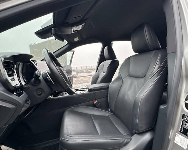 Серый Лексус РХ, объемом двигателя 2.39 л и пробегом 40 тыс. км за 63999 $, фото 39 на Automoto.ua