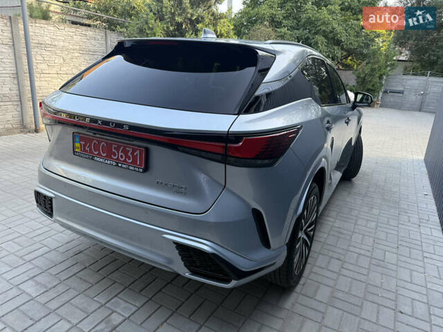 Лексус РХ 2023 в Днепре (Днепропетровске) на Automoto.ua Серый Лексус РХ, объемом двигателя 2.4 л и пробегом 50 тыс. км за 56000 $, фото 17 на Automoto.ua