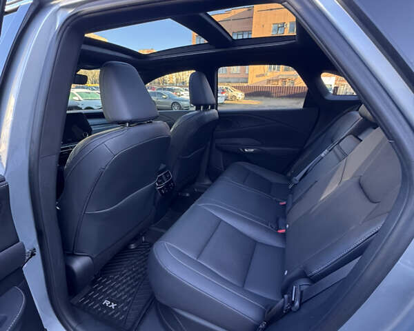 Серый Лексус РХ, объемом двигателя 2.49 л и пробегом 33 тыс. км за 68000 $, фото 18 на Automoto.ua