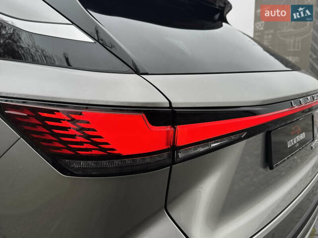 Серый Лексус РХ, объемом двигателя 2.39 л и пробегом 40 тыс. км за 63999 $, фото 132 на Automoto.ua