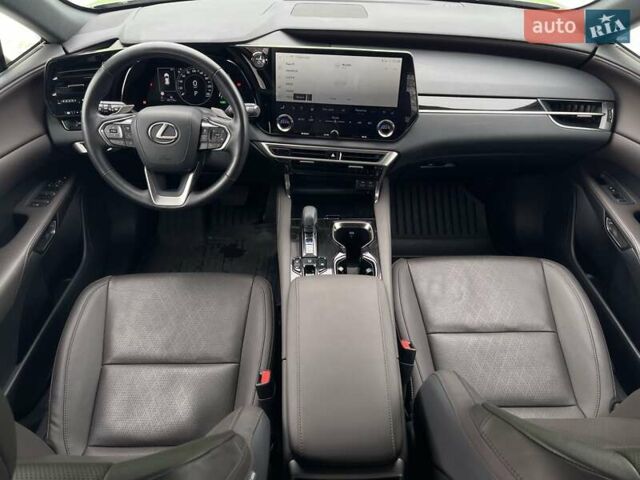 Серый Лексус РХ, объемом двигателя 2.5 л и пробегом 26 тыс. км за 82000 $, фото 36 на Automoto.ua