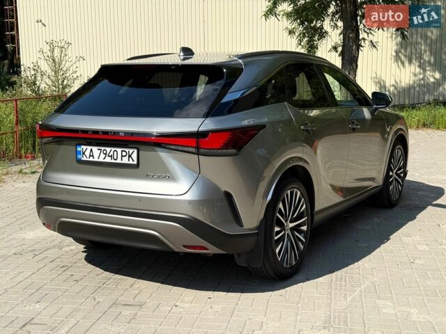 Сірий Лексус РХ, об'ємом двигуна 2.4 л та пробігом 55 тис. км за 58900 $, фото 9 на Automoto.ua