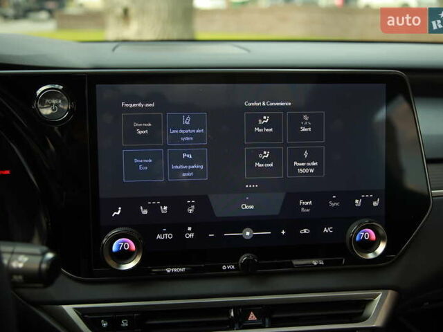 Сірий Лексус РХ, об'ємом двигуна 2.39 л та пробігом 16 тис. км за 77000 $, фото 22 на Automoto.ua