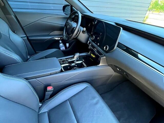 Сірий Лексус РХ, об'ємом двигуна 2.4 л та пробігом 22 тис. км за 72700 $, фото 9 на Automoto.ua