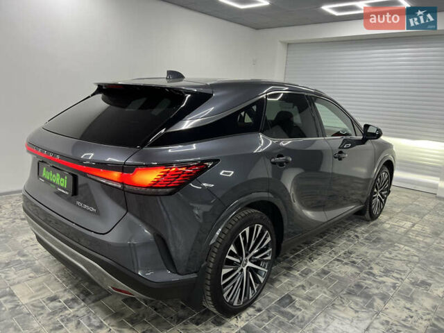 Серый Лексус РХ, объемом двигателя 2.5 л и пробегом 50 тыс. км за 74999 $, фото 3 на Automoto.ua