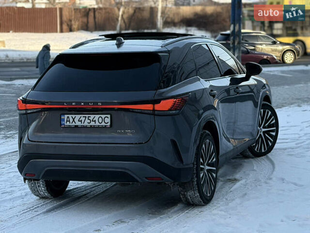 Серый Лексус РХ, объемом двигателя 2.39 л и пробегом 29 тыс. км за 59900 $, фото 1 на Automoto.ua