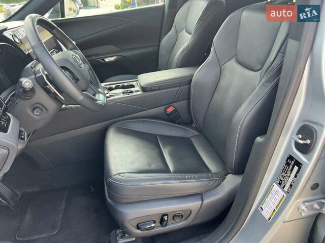 Лексус РХ 2023 в Днепре (Днепропетровске) на Automoto.ua Серый Лексус РХ, объемом двигателя 2.4 л и пробегом 50 тыс. км за 56000 $, фото 56 на Automoto.ua