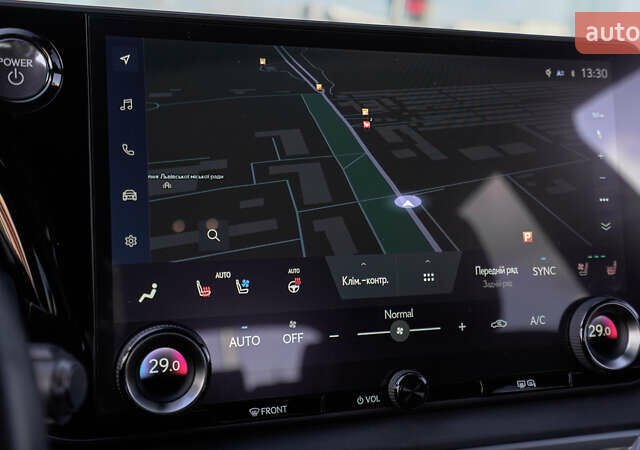 Серый Лексус РХ, объемом двигателя 2.5 л и пробегом 19 тыс. км за 82135 $, фото 26 на Automoto.ua