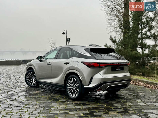 Серый Лексус РХ, объемом двигателя 2.39 л и пробегом 40 тыс. км за 63999 $, фото 70 на Automoto.ua