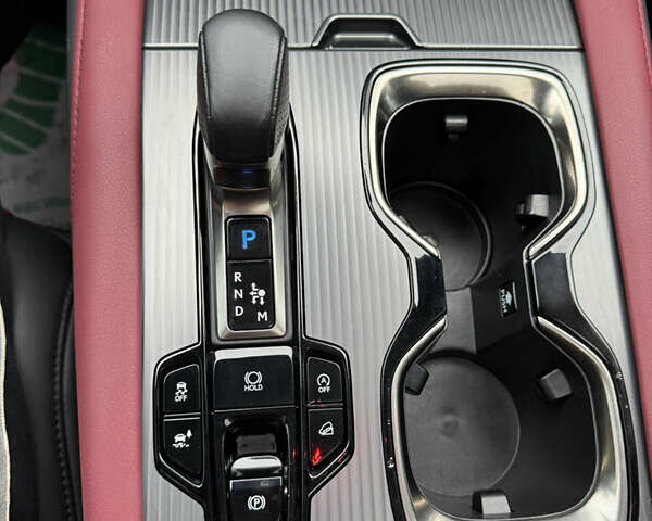 Сірий Лексус РХ, об'ємом двигуна 2.4 л та пробігом 22 тис. км за 65000 $, фото 30 на Automoto.ua