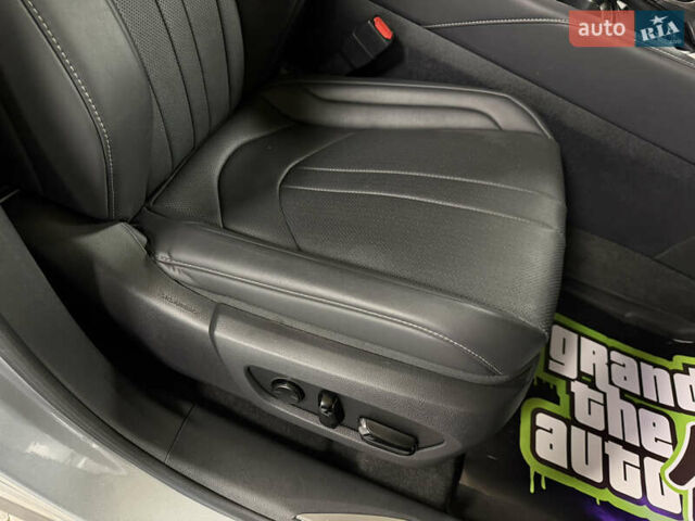 Серый Лексус РХ, объемом двигателя 2.39 л и пробегом 45 тыс. км за 64990 $, фото 35 на Automoto.ua