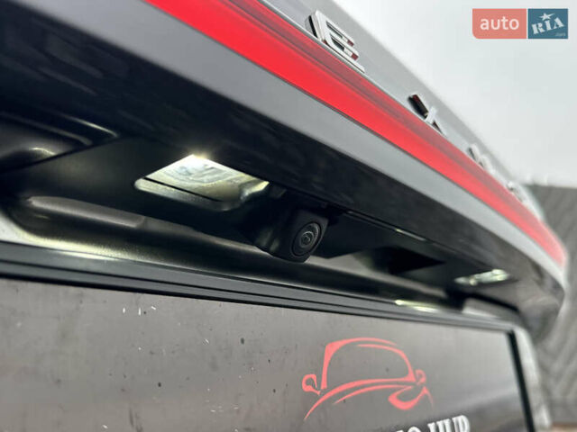 Серый Лексус РХ, объемом двигателя 2.39 л и пробегом 40 тыс. км за 63999 $, фото 127 на Automoto.ua