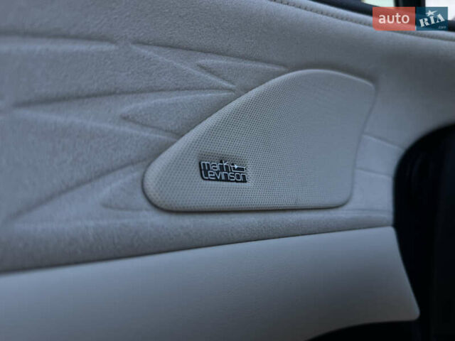 Серый Лексус РХ, объемом двигателя 2.5 л и пробегом 18 тыс. км за 79000 $, фото 42 на Automoto.ua