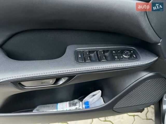 Сірий Лексус РХ, об'ємом двигуна 2.39 л та пробігом 6 тис. км за 59500 $, фото 29 на Automoto.ua