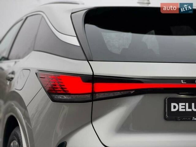 Сірий Лексус РХ, об'ємом двигуна 2.5 л та пробігом 8 тис. км за 95000 $, фото 22 на Automoto.ua