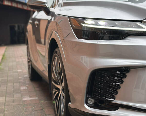 Серый Лексус РХ, объемом двигателя 2.49 л и пробегом 6 тыс. км за 69500 $, фото 4 на Automoto.ua