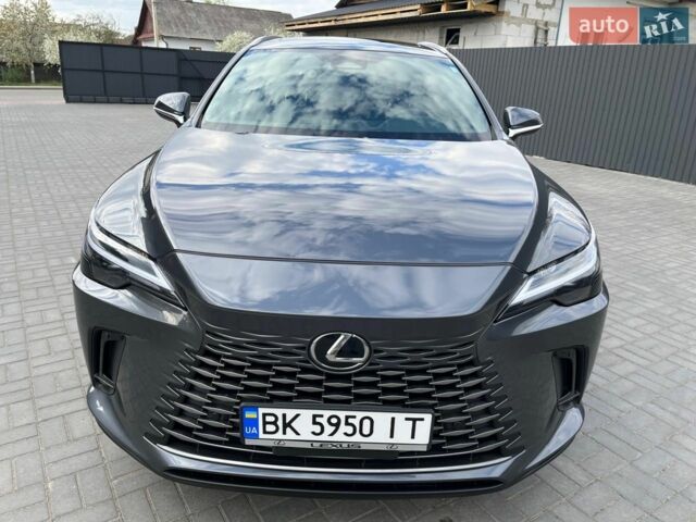 Сірий Лексус РХ, об'ємом двигуна 2.39 л та пробігом 9 тис. км за 50900 $, фото 4 на Automoto.ua