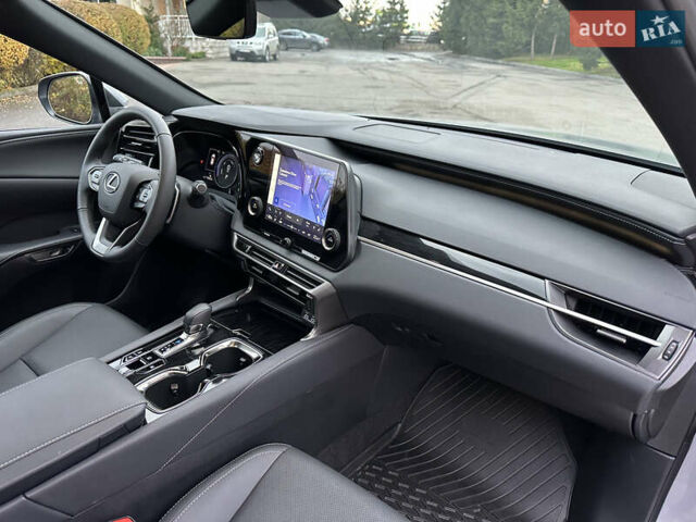 Серый Лексус РХ, объемом двигателя 2.5 л и пробегом 7 тыс. км за 68900 $, фото 38 на Automoto.ua