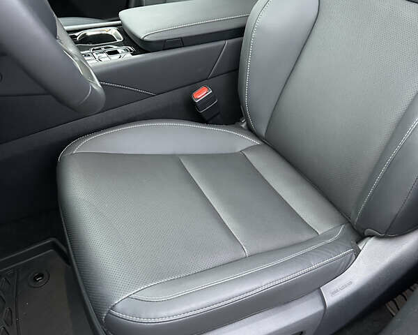 Серый Лексус РХ, объемом двигателя 2.5 л и пробегом 7 тыс. км за 68900 $, фото 27 на Automoto.ua