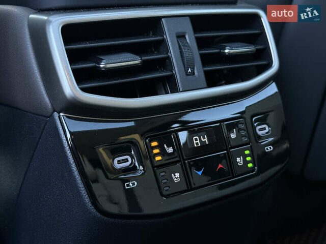 Серый Лексус РХ, объемом двигателя 2.5 л и пробегом 18 тыс. км за 79000 $, фото 64 на Automoto.ua