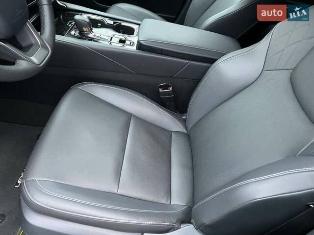 Сірий Лексус РХ, об'ємом двигуна 2.39 л та пробігом 6 тис. км за 59500 $, фото 27 на Automoto.ua