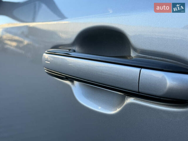 Серый Лексус РХ, объемом двигателя 2.5 л и пробегом 18 тыс. км за 79000 $, фото 17 на Automoto.ua