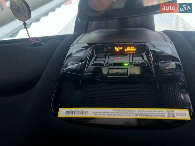 Сірий Лексус РХ, об'ємом двигуна 2.39 л та пробігом 6 тис. км за 59500 $, фото 62 на Automoto.ua