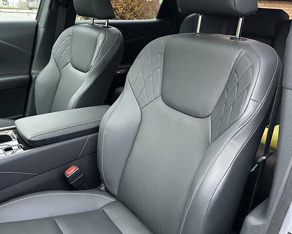 Серый Лексус РХ, объемом двигателя 2.5 л и пробегом 7 тыс. км за 68900 $, фото 28 на Automoto.ua