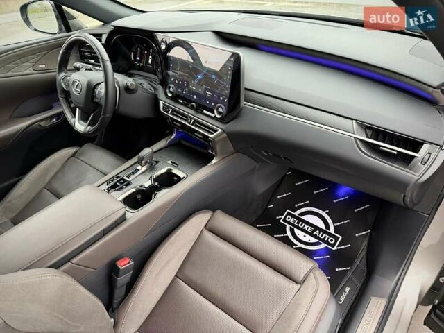 Сірий Лексус РХ, об'ємом двигуна 2.5 л та пробігом 8 тис. км за 95000 $, фото 96 на Automoto.ua