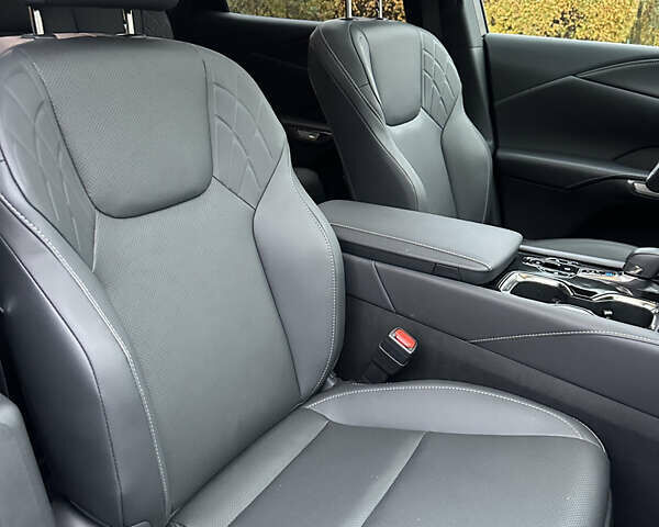 Серый Лексус РХ, объемом двигателя 2.5 л и пробегом 7 тыс. км за 68900 $, фото 37 на Automoto.ua