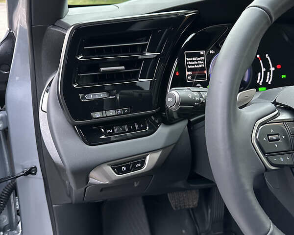 Серый Лексус РХ, объемом двигателя 2.5 л и пробегом 7 тыс. км за 68900 $, фото 34 на Automoto.ua