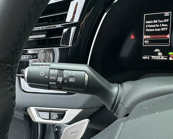 Серый Лексус РХ, объемом двигателя 2.5 л и пробегом 7 тыс. км за 68900 $, фото 50 на Automoto.ua