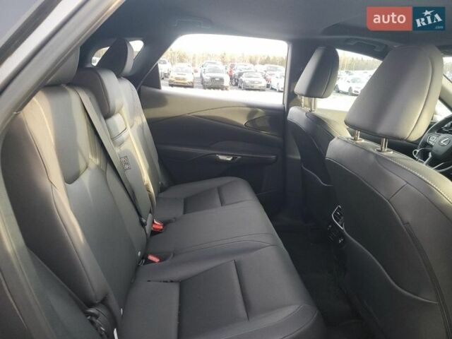 Сірий Лексус РХ, об'ємом двигуна 2.4 л та пробігом 33 тис. км за 23000 $, фото 10 на Automoto.ua