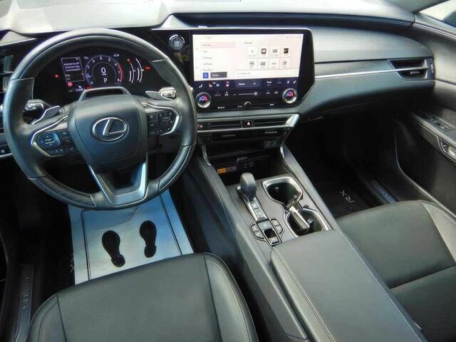 Сірий Лексус РХ, об'ємом двигуна 2.4 л та пробігом 28 тис. км за 27900 $, фото 9 на Automoto.ua