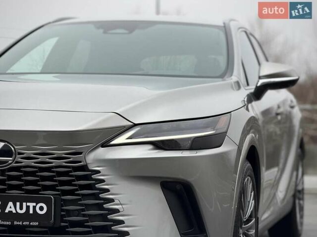 Сірий Лексус РХ, об'ємом двигуна 2.5 л та пробігом 8 тис. км за 95000 $, фото 6 на Automoto.ua