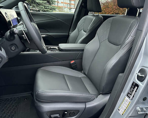 Серый Лексус РХ, объемом двигателя 2.5 л и пробегом 7 тыс. км за 68900 $, фото 25 на Automoto.ua