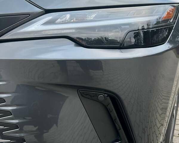 Сірий Лексус РХ, об'ємом двигуна 2.39 л та пробігом 6 тис. км за 59500 $, фото 18 на Automoto.ua