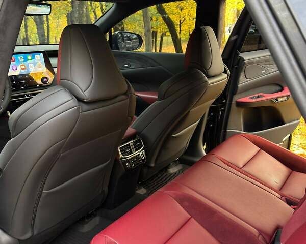 Лексус РХ 2024 у Києві на Automoto.ua Сірий Лексус РХ, об'ємом двигуна 2.39 л та пробігом 6 тис. км за 79000 $, фото 6 на Automoto.ua