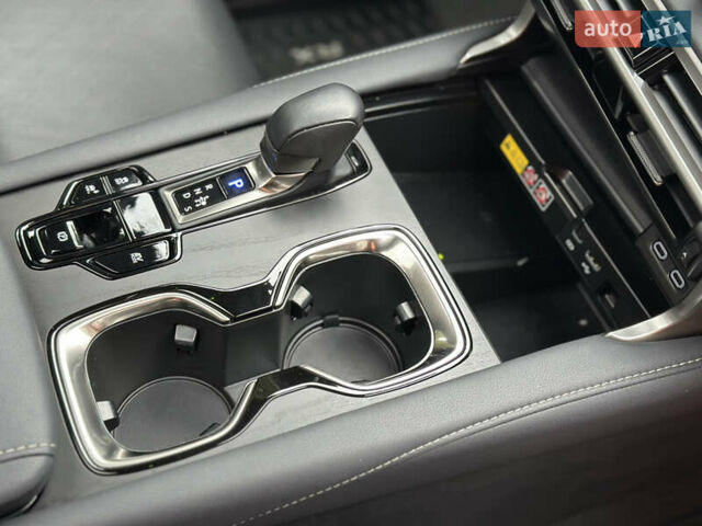 Серый Лексус РХ, объемом двигателя 2.49 л и пробегом 6 тыс. км за 69500 $, фото 10 на Automoto.ua