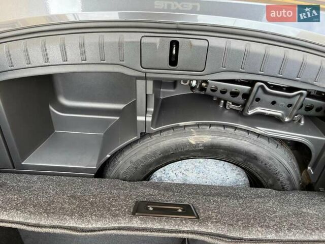 Сірий Лексус РХ, об'ємом двигуна 2.39 л та пробігом 2 тис. км за 62900 $, фото 50 на Automoto.ua