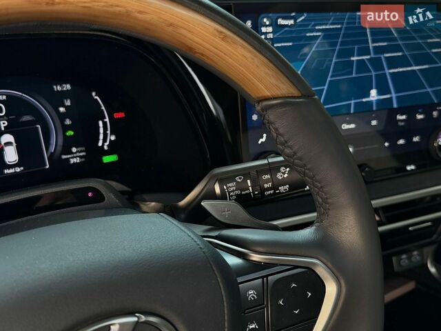 Сірий Лексус РХ, об'ємом двигуна 2.5 л та пробігом 14 тис. км за 71000 $, фото 8 на Automoto.ua