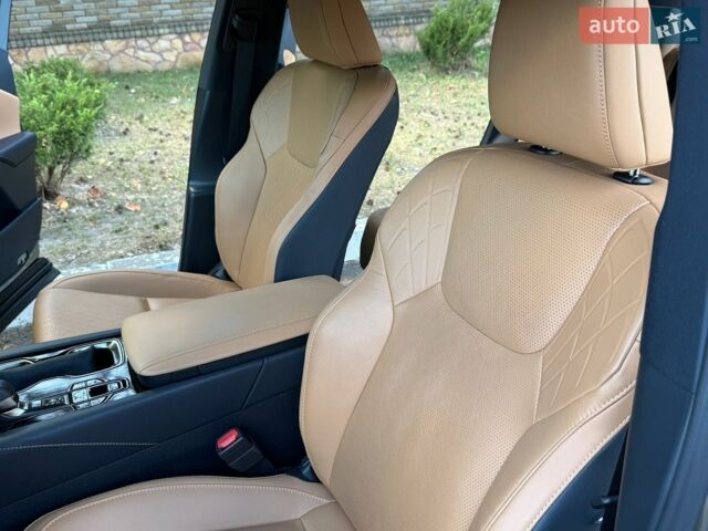 Сірий Лексус РХ, об'ємом двигуна 2.4 л та пробігом 5 тис. км за 75950 $, фото 33 на Automoto.ua