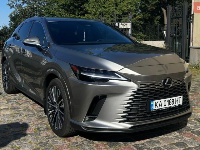 Сірий Лексус РХ, об'ємом двигуна 2.4 л та пробігом 11 тис. км за 72000 $, фото 5 на Automoto.ua