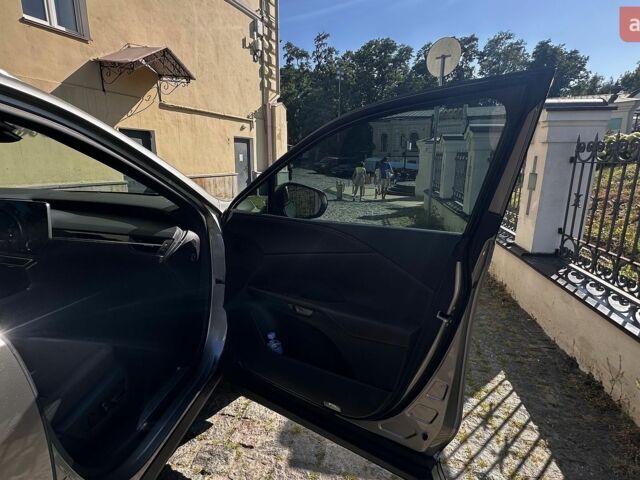 Сірий Лексус РХ, об'ємом двигуна 2.4 л та пробігом 11 тис. км за 72000 $, фото 38 на Automoto.ua